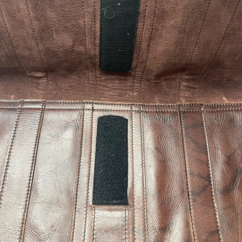 Artisan vintage distressed